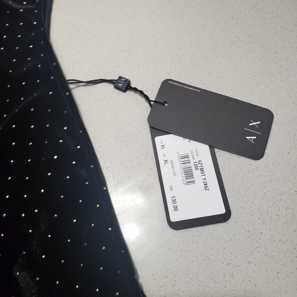 ARMANI Superbe haut en velours et ornements dorés. - Picture 3 of 4